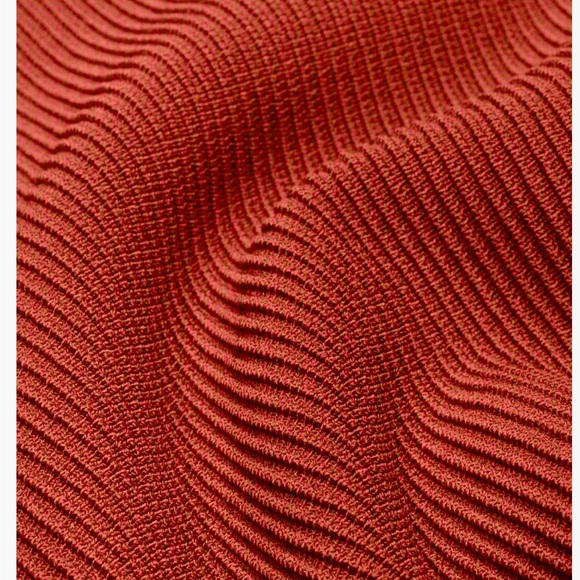 Aritzia Babaton Sculpt Knit Racer Cropped Tank - Picture 7 of 8